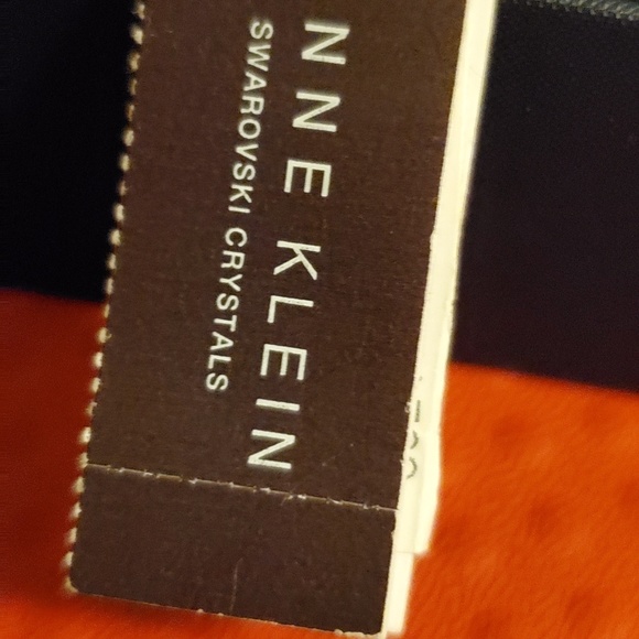 Watch - Picture 5 of 5